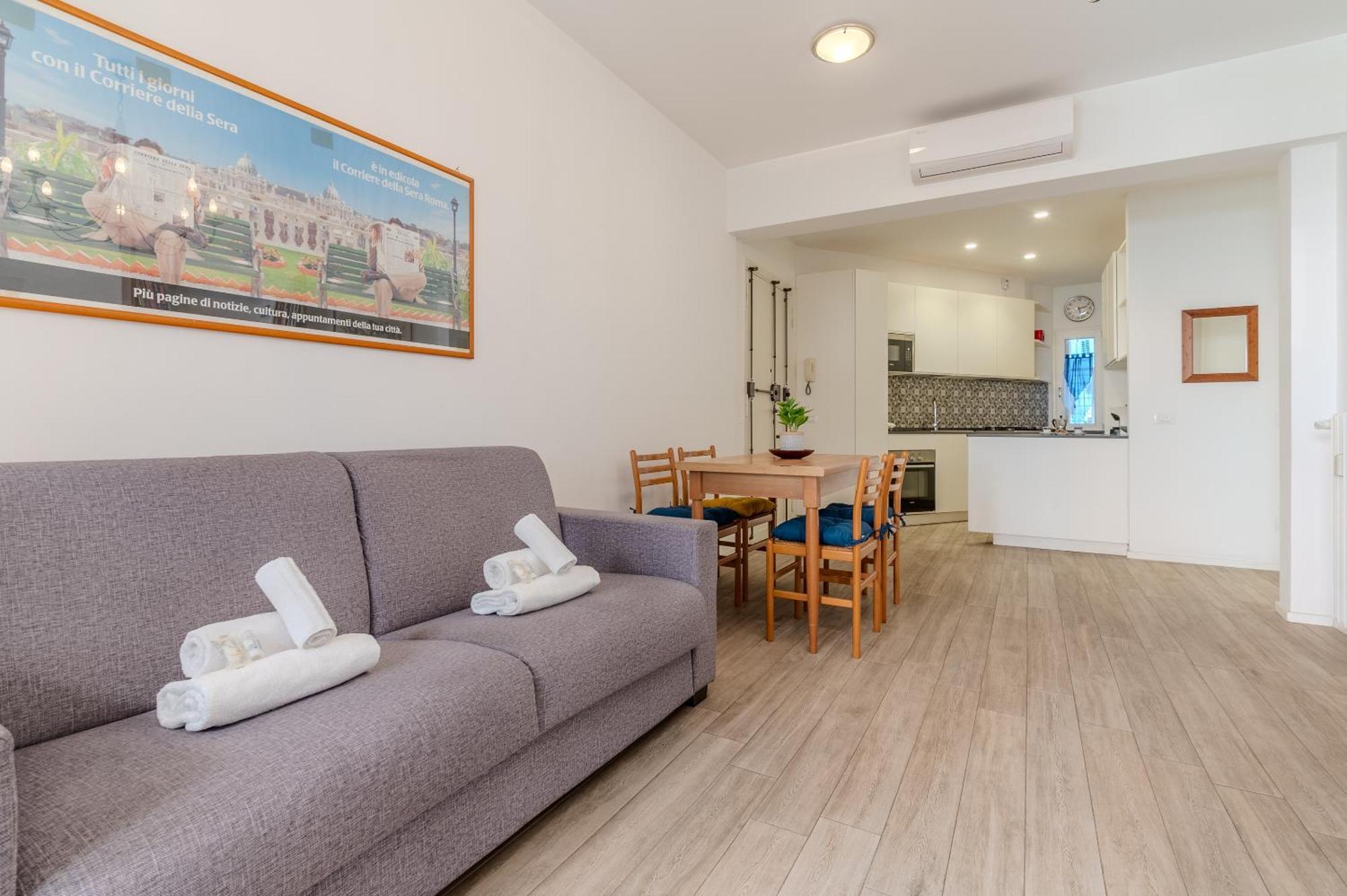 Journalist Sistine Chapel Appartement *